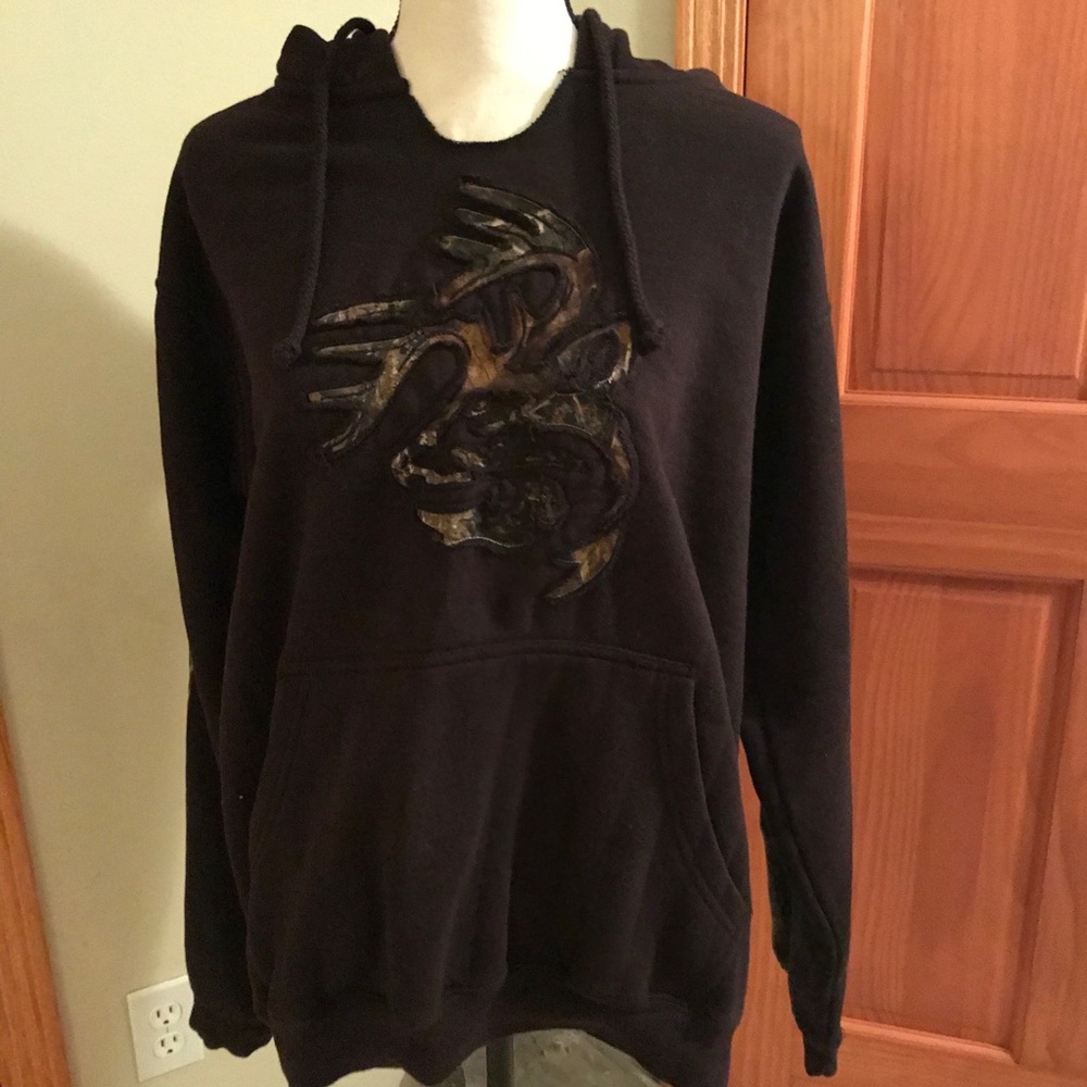 Legendary Whitetails Women’s Hoodie Sweatshirt